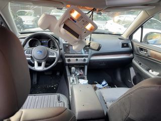 2016 Subaru Outback 2.5i Limited - Interior Full Dashboard Image